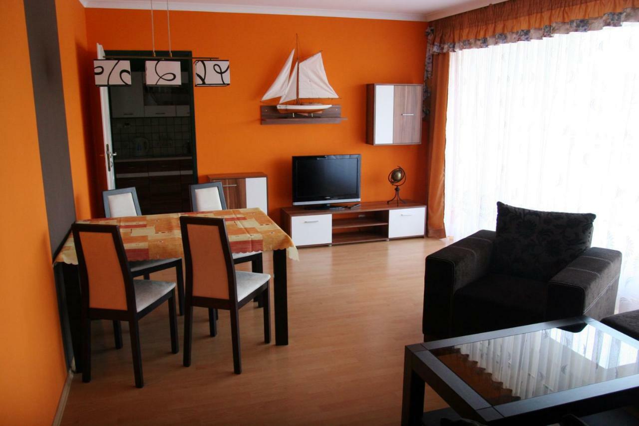 Apartament Kapitanski Kołobrzeg Exteriör bild